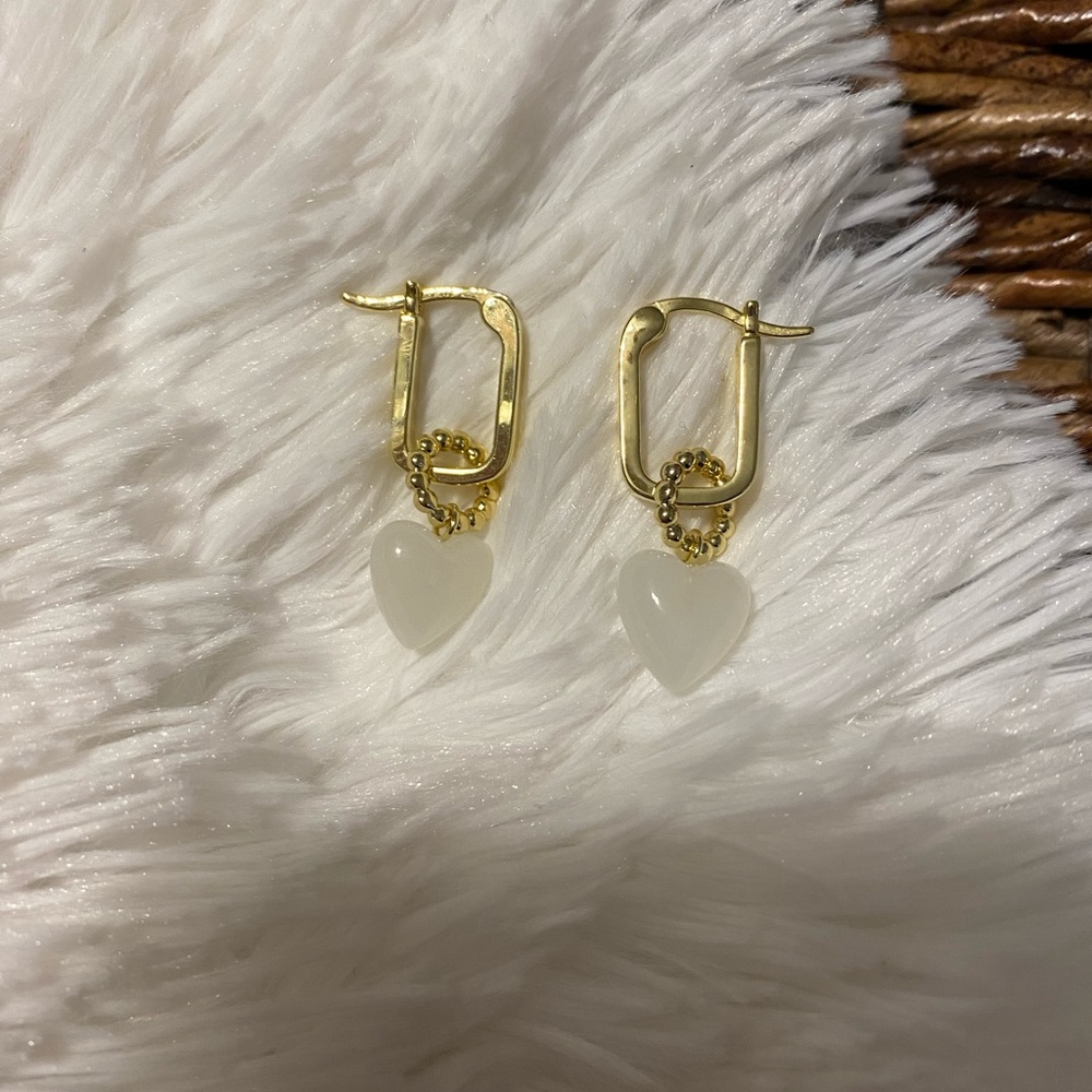 NEW! Uncommon James Sweetheart Earrings ✨
